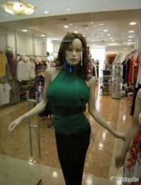 15 примеров того, что и манекены умеют веселиться