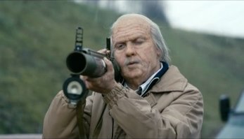 Когда достали мотоциклисты: дед вышел на тропу войны