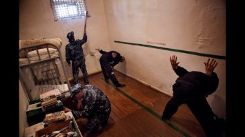 А у нас всё спокойно!  Контролить надо лучше!