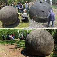 Мозгов у вас нету, Сэр))) Первое: все камушки разных размеров ......Второе: что бы сделать бетон для начала нужно твёрдую породу перемолоть в порошок....
Хотя многие на полном серьёзе утверждают что раньше существовали огромные дробительные машины , где вместо современных стальных шариков использовали каменные шары........