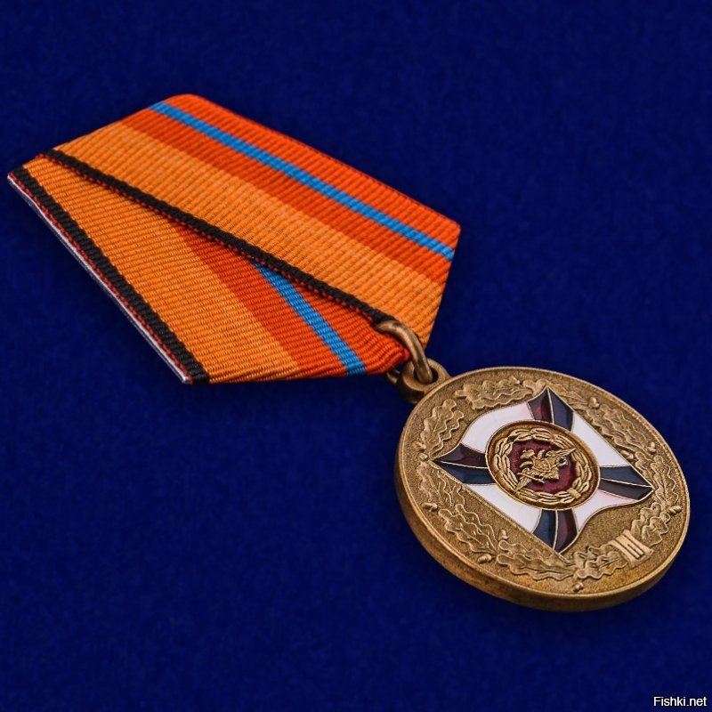 Нехорошо хвастаться фантиками.2000 рублей на Авито.Ну а так то поздравляю.