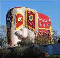 А вот тоже... На новорязанском шоссе стоит