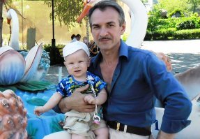 Пущай людям(женщинам,девушкам) расскажут, как реально похудеть, а то сплошь бла-бла. Чуть-чуть своего рецепта предложу - исключи хлеб(мучное), сахар(кондитерское), свинину(жир) и не жри перед сном. Успех ты увидишь через два года . Медленно но верно и без ущерба для организма. На фото видно.