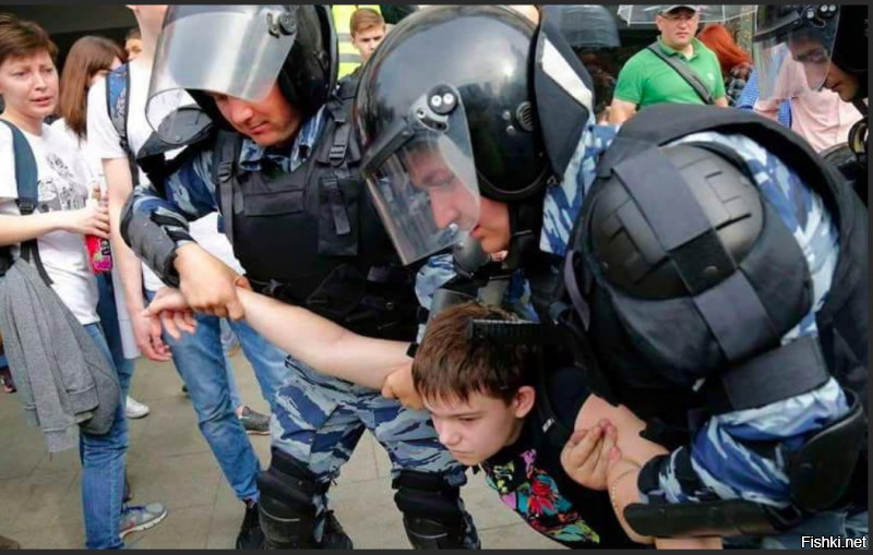 Дума одобрила аресты за вовлечение детей в митинги
