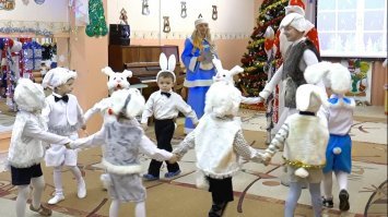 Блиииин, опять наряжаться зайчиком, а бэманам достается все самое интересное.