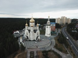 Тут есть фото ночью? Фантом камерой не отличается от мавика камерами. Данные фото делаются легко. Эти фото сделаны просто так, без настройки и обработки на мавик про.