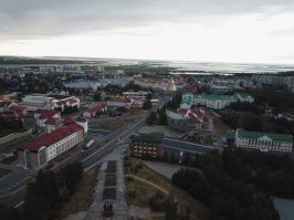 Тут есть фото ночью? Фантом камерой не отличается от мавика камерами. Данные фото делаются легко. Эти фото сделаны просто так, без настройки и обработки на мавик про.