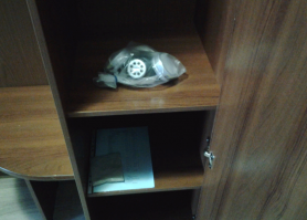 Вместо тапок.