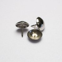 Фёдор, проведите мастер-класс для криворуких, как забивать без плоскогубцев или тонкогубцев короткие мебельные декоративные или тонкие финишные гвозди в плотную древесину или фанеру, не согнув и не попав по пальцам.



Ну а как конопатить кровельные гвозди в сосновые доски - это и так все знают.