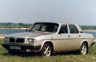 "На протяжении своего выпуска «Волга» ГАЗ-24 существенно модернизировалась два раза.. "
Вы уж простите, но по сути не два, а семь.
