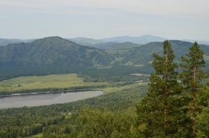 Озёра не только Алтайского края, но и Республики Алтай  Для меня регион один - родной Алтай, но всё ж :)
А вот и озеро Манжерок (Манжерокинг)
И славное музыкальное сопровождение