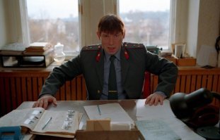 Помните фразу  из Жмурок?   ……...ДЕБИЛ!!!