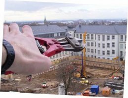 Ни дня без демотиваторов