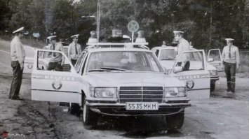 Если бы хватило валюты, Самохвалов мог купить в Европе флагманскую модель (S-класса в современной классификации) - Mercedes-Benz W116. Производилась с 1972 по 1979. 
В Москве машина была показана на выставке в Сокольниках, в 1973 году и видимо очень понравилась Леониду Ильичу. В преддверие Олимийских игр 1980 года, было принято решение о закупке небольшой партии автомобилей Mercedes-Benz W116. Шесть машин из этой партии служили с 1978 г. (по некоторым данным с 1976 г.) в московском ГАИ и были на балансе ГУВД Мосгорисполкома. Часть автомобилей из этой партии несли службу в Ленинграде и Киеве. Отдельные W116 были оборудованы немецкой светосигнальной техникой, расположенной в задней части крыши. В 1976 году такую машину привез из Германии Владимир Высоцкий.