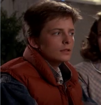 Ларатт очень похож в профиль на Майкла Э ндрю Фокса