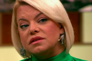 Поплавская теперь ходит по ток шоу, где вытаскивают всякую грязь и выглядит не по доброму.