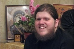 "Бог Кузя" Найди 3 отличия.