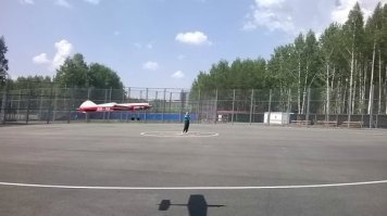 В Союзе занимался в авиамодельном, но, к сожалению радиоуправление было недоступно, поэтому собирали кордовые, что тоже очень круто, радио для самолётов стали к концу 80 собирать. А вот в судомодельном радиоуправление из за меньшего числа каналов и достаточной небольшой дальности намного раньше появилось