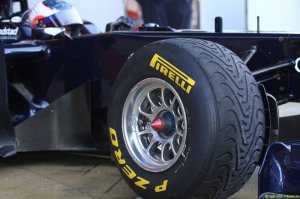 Появляется протектор.