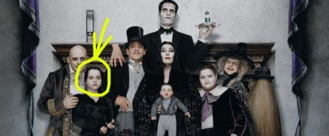 Представил себе как она на похоронах букет невесты (читай венок) кидает через голову в могилу, а вокруг гроба играют в игру "успей занять стул", и жених постоянно проигрывает... А один из остроумных гостей шутит "ну ниче.., в другой жизни повезет". В общем я знаю кто девушка, знал её еще ребенком...