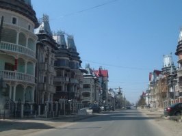 Не (Молдавии) а Молдовы, был там не один раз, их дома это верх колхоза и безвкусия, цыганский ампир......