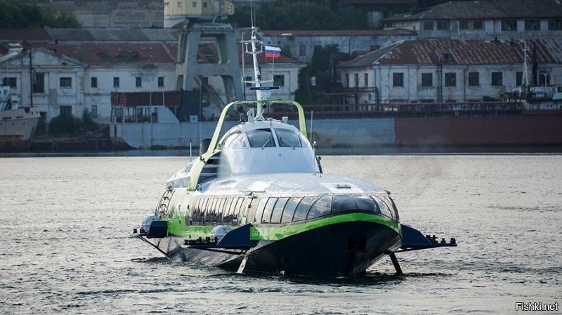 В Этом году пустили новую "Комету" из Севастополя в Ялту.