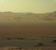 Опубликованы первые фотографии с поверхности Марса