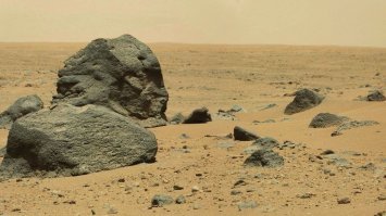 Опубликованы первые фотографии с поверхности Марса