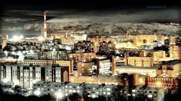 Вот это - Мурманск. А пост - полный отстой...
Кстати, надписи на бетонном блоке нет уже лет как 10. Сейчас там стоит Никола-покровитель мореходов...