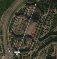 Дом 530 м. Даже гаражи по тому же принципу построены.