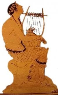 Хм... а в прошлый раз действующие лица были другими :)

Вот бультерьер скудоумный, что в Битцевском парке гуляя,
Много собак искусал, не ведая кары, но ныне,
Лайку сибирскую в летах преклонных он встретил,
Бросился вмиг на неё и свершила она правосудие!