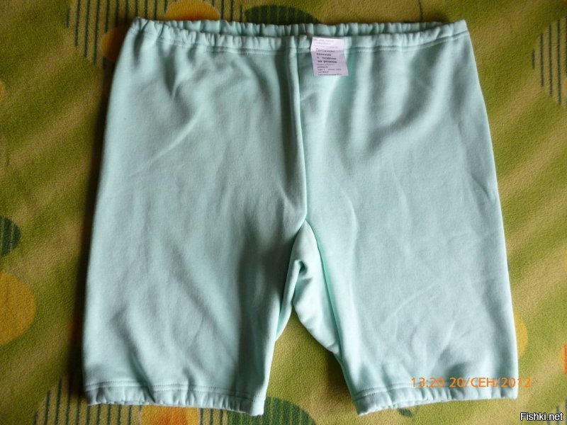 это рейтузы. а то что вы имели в виду это панталоны женские с начесом.Действительно тепло и непрезентабельно.