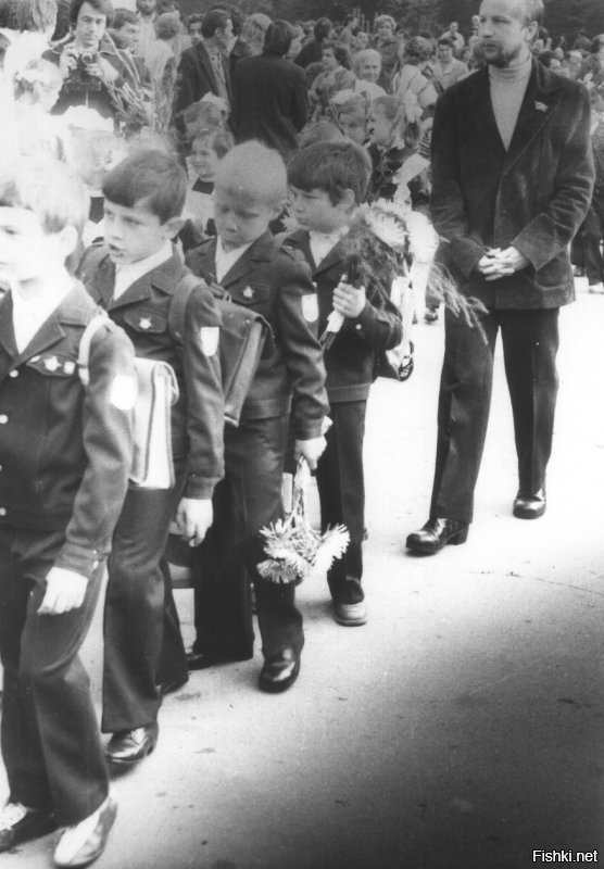 Именно 1979, в следующем я в школу потопал.