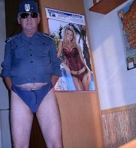 "Он был образцовым военным, но после службы надевал женское бельё и шёл убивать