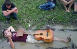 Нет, я всё, конечно понимаю, но голубь-то там как?