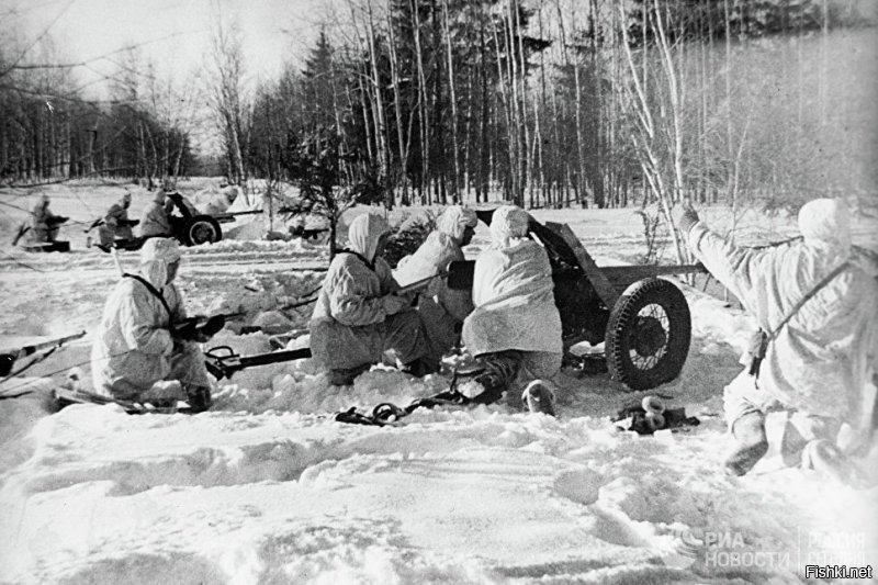 5 декабря 1941 года началась контратака под Москвой.День Воинской Славы.