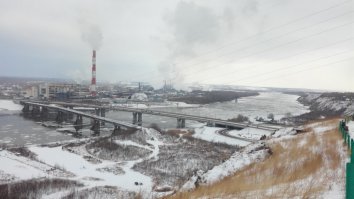 Красиво.А так у нас в Кемерово река Томь начала замерзать еще 4 ноября.