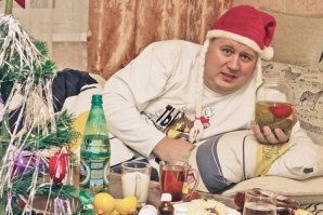 Мне кажется , что завтрак в Новый год выглядит так :
