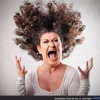 И вот как на работу идти???   Тут нужно срочно ещё одно животное! 
Бегом побежишь. Будешь бежать и думать: у меня такая хорошая работа...