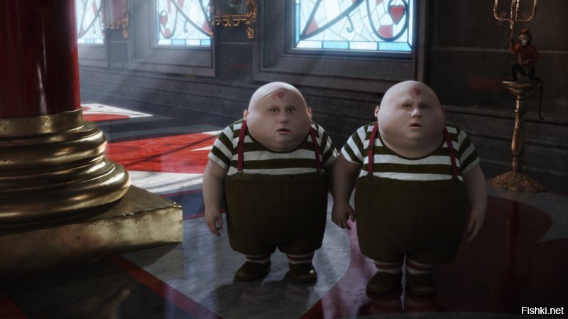 Раз Труляля и Траляля 
Решили вздуть друг дружку, 
Из-за того, что Траляля Испортил погремушку.
- Хорошую и новую испортил погремушку