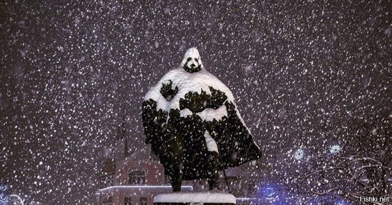 Памятник Якубу Вейхеру в Польше