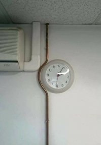 труба вам не нравится... вы еще не знаете, что скрывают под собой часы :)