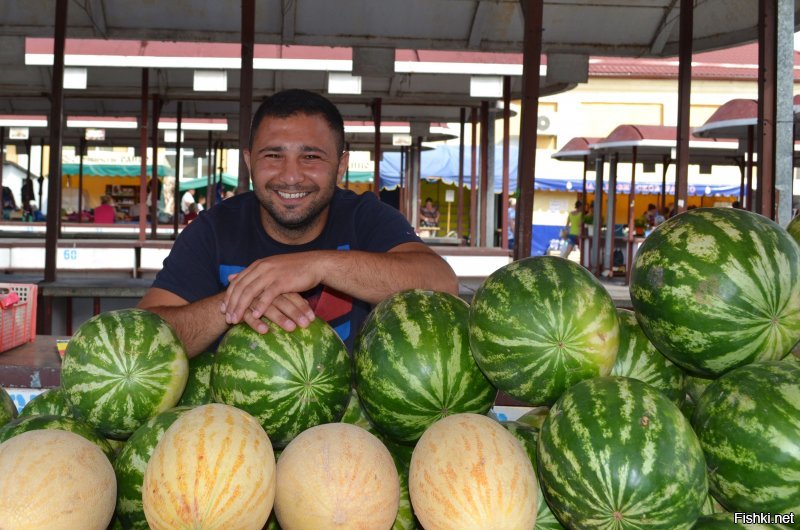 Где-где - арбузы продавал. ))