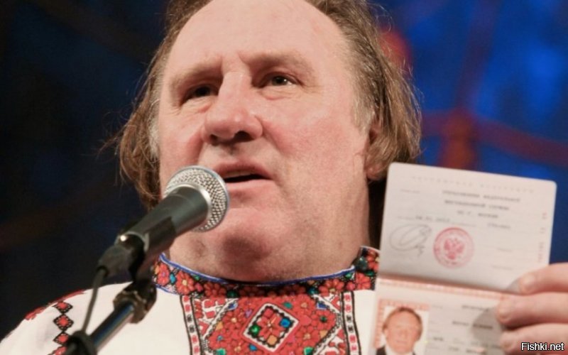 а российское гражданство порой дают ментально чужим людям