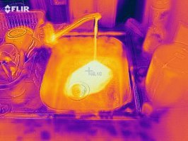 Тоже баловался: следы,  проводка, струя горячей воды.