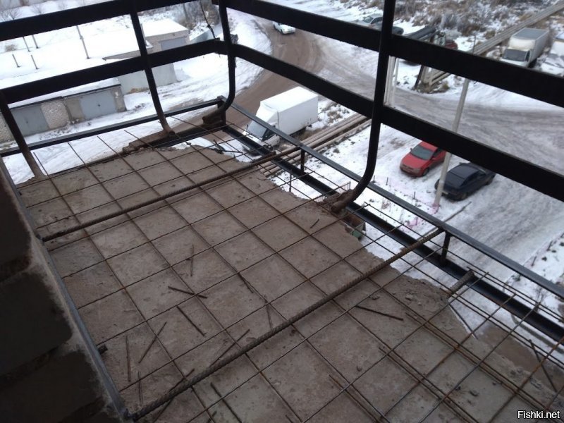 А что мешает управляшке произвести текущий ремонт балконной плиты?