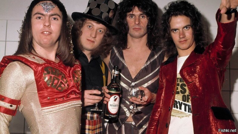 До чего ж была дебильная мода в 80-х. То ли дело , ревущие 70- е!! Для тех, кто знает...;)