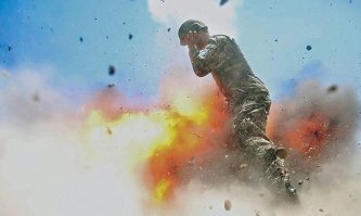 Нисколько их не жалко, ибо не фиг шастать со своей дерьмократией на чужой земле!