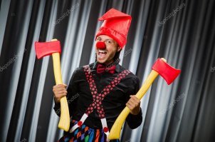 Да че там. Он до сих пор в этом костюме ходит: