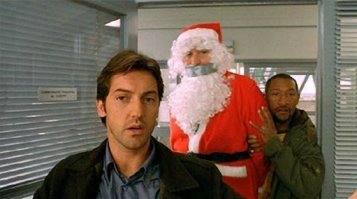 Праздничное разоблачение: реальные поступки Санта-Клауса